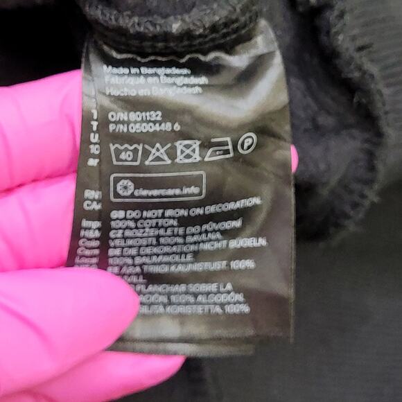 Unreality Sweatshirt Womens Medium 22x22 Baggy Boxy - Picture 7 of 13